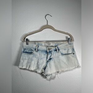Abercrombie & Fitch Y2K acid light wash short shorts size 2 fray hem low rise